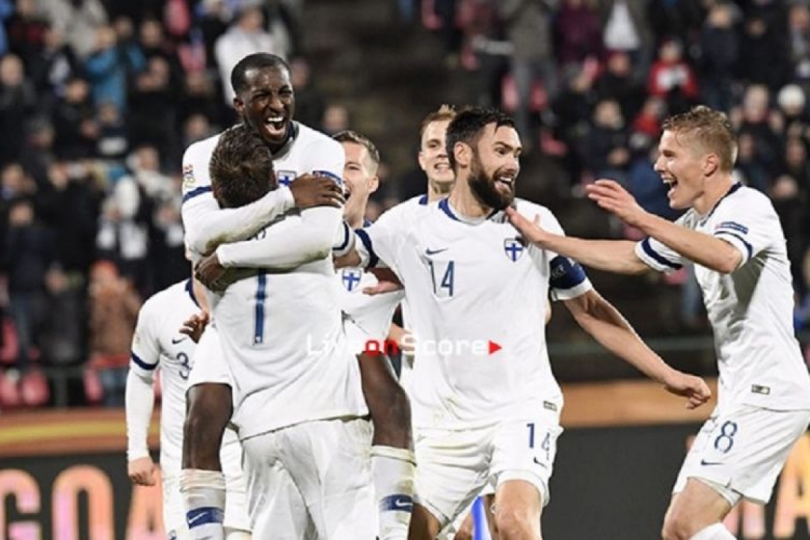 4 ΣΤΑ 4 AΠΟ ΤΟΝ ΑLOVER!!!!