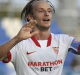 ΑLOVER  KΟΡΝΕΡ !!!!